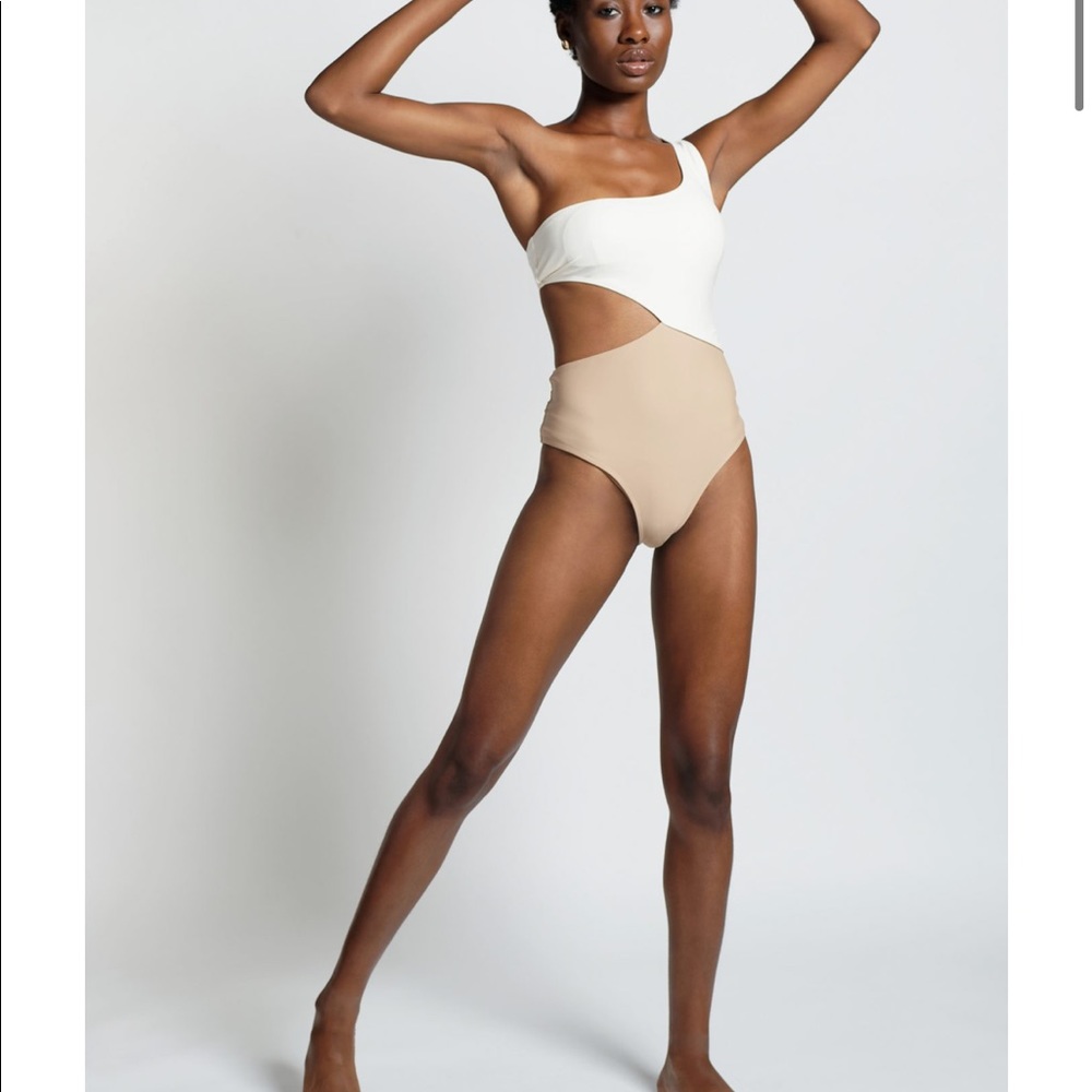 Nour de la Garza Swimsuit